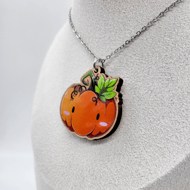 Collier citrouille en bois